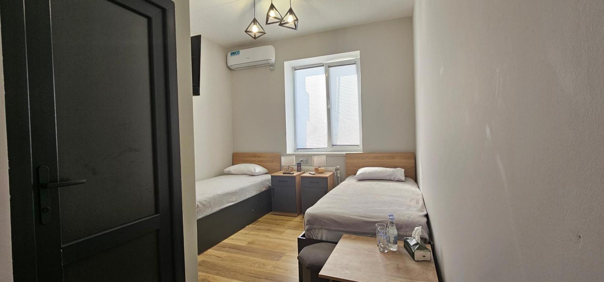 Am Hotel Jerevan Buitenkant foto